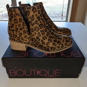Boutique by Corkys Women's Size 8 Shield Brown Leopard Ankle Booties Boots